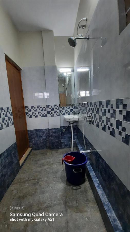 Varam Homestay 马迪凯里 外观 照片