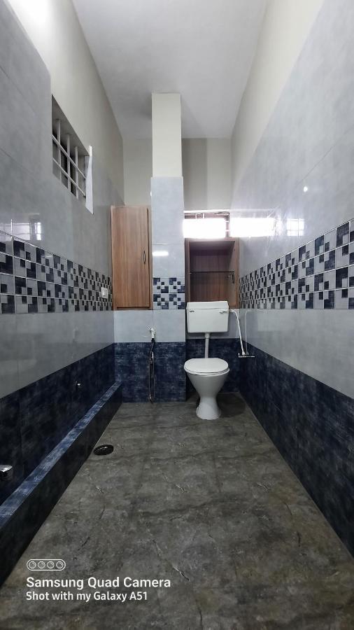 Varam Homestay 马迪凯里 外观 照片