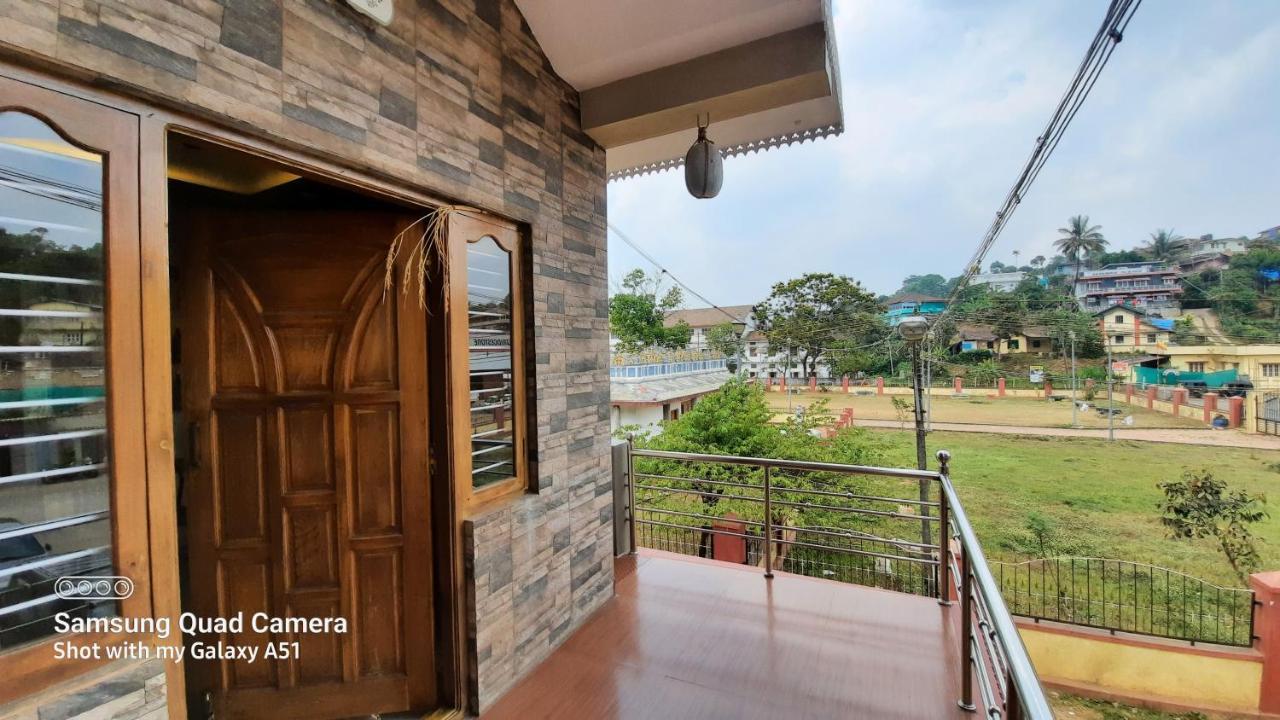 Varam Homestay 马迪凯里 外观 照片