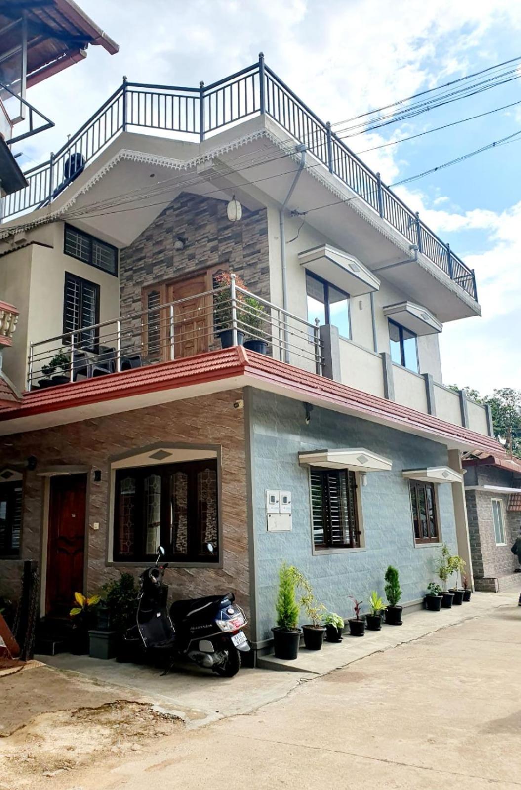 Varam Homestay 马迪凯里 外观 照片